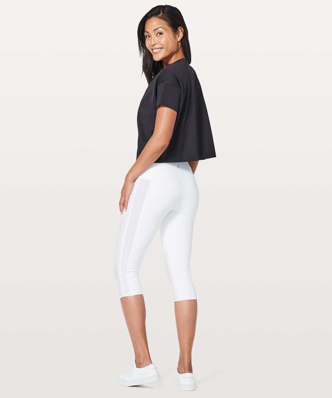 Lululemon Get Your Peek On Crop *17" - White