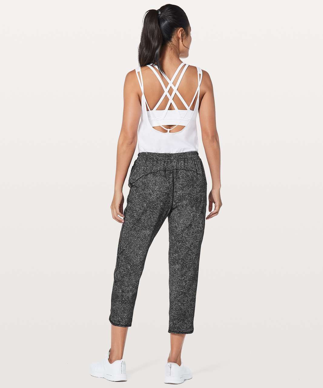 Lululemon Keep It Classic Crop 23” White Noise Alpine White Black