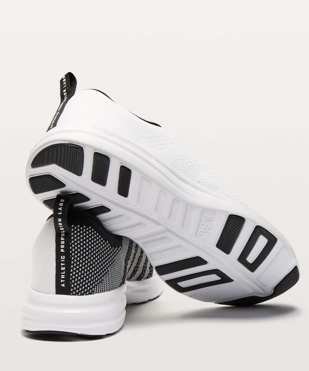 Lululemon Womens TechLoom Pro Shoe - White / Black / White