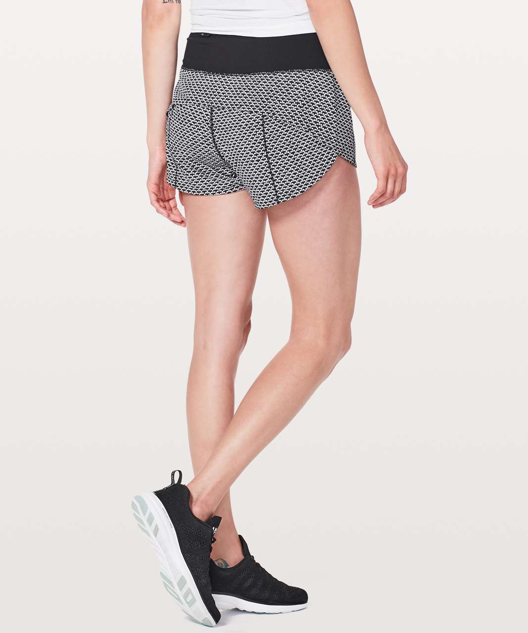 Lululemon Speed Up Short Hi-Rise *2.5" - Monochromic Black / Black