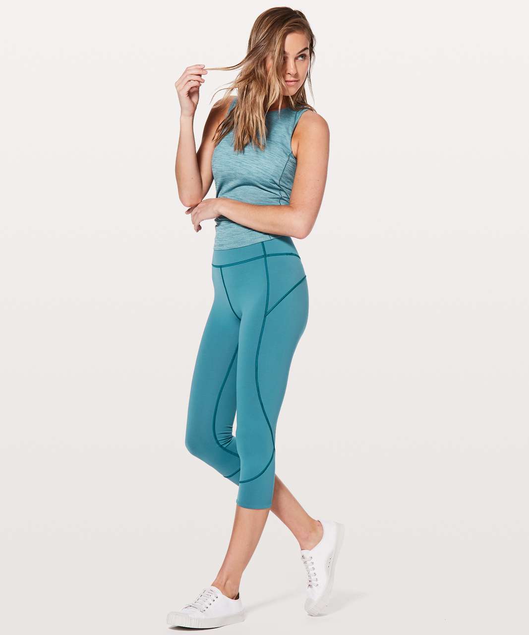 Lululemon In Movement Crop *Everlux 19" - Pacific Teal