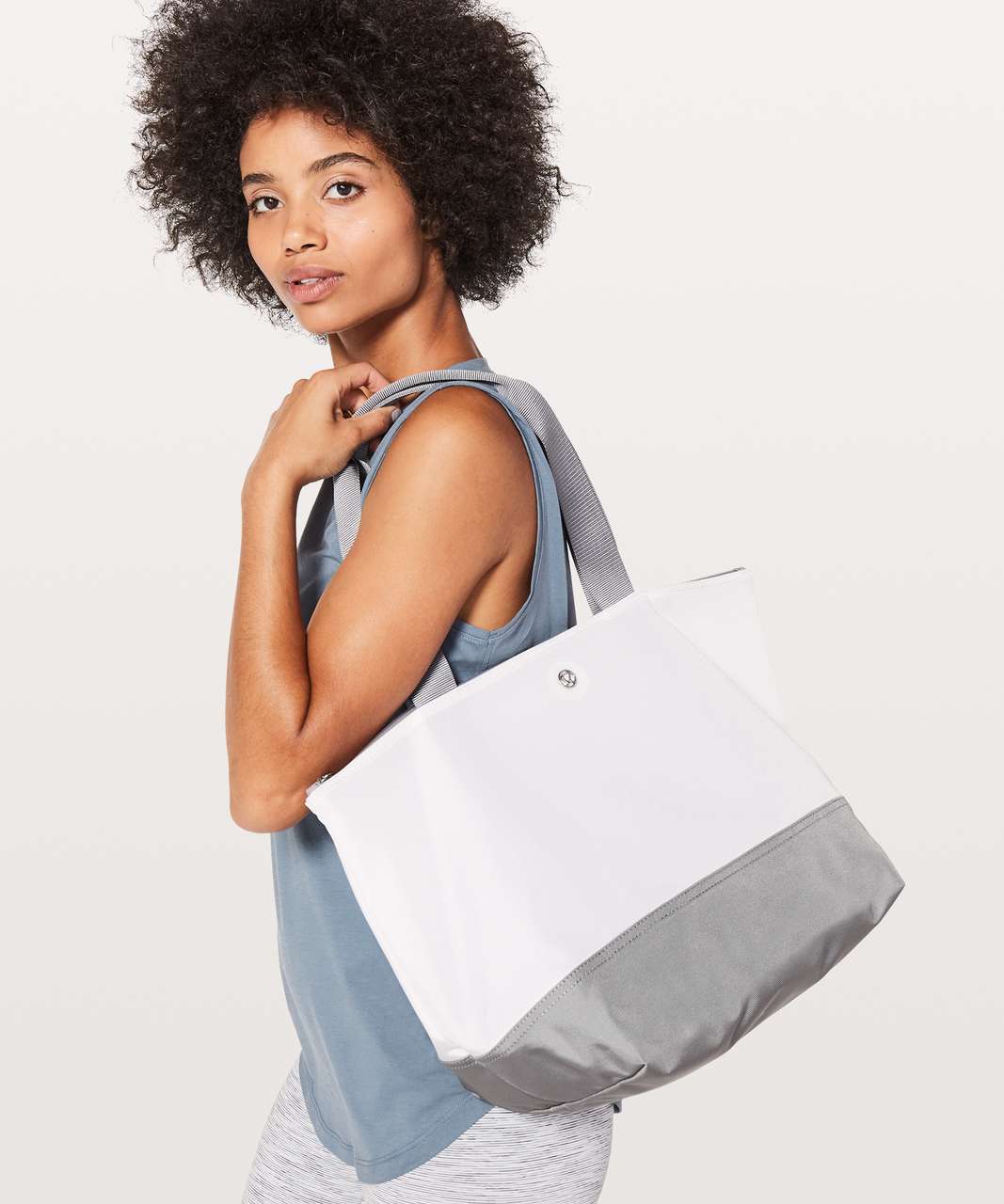 Lululemon The Fundamental Tote *22L - White / Raceway Grey