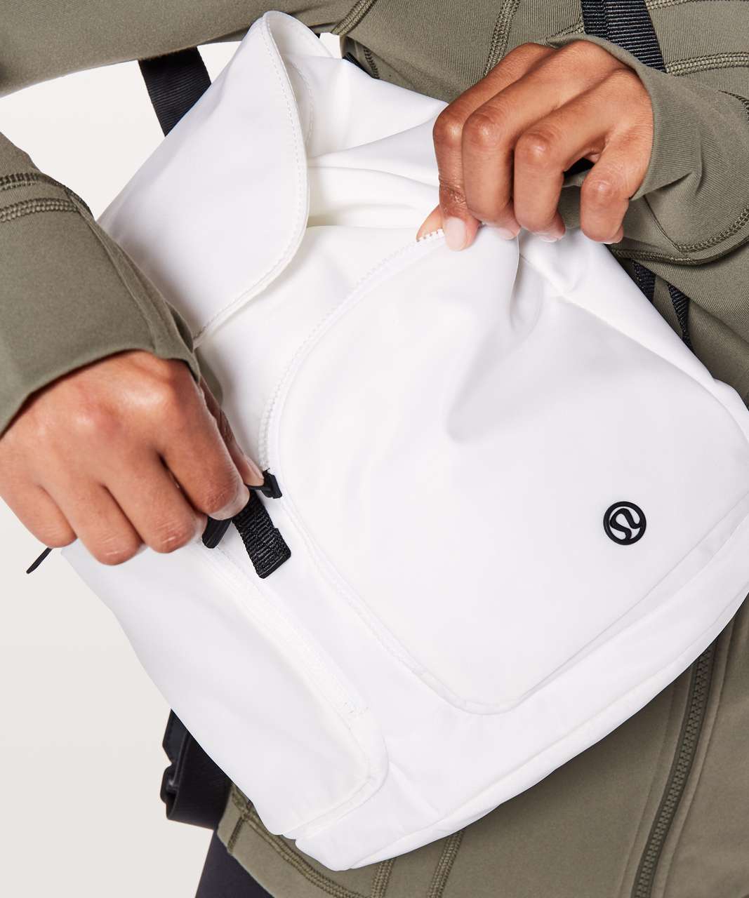 Lululemon Carry Onward Rucksack Mini *9L - White / Black