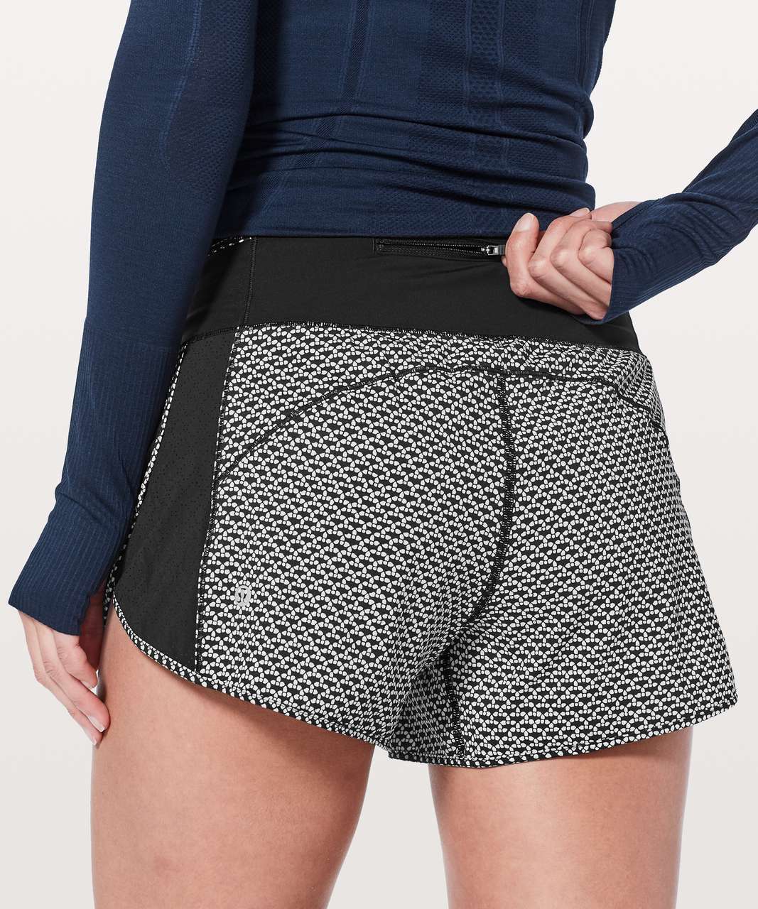 Lululemon Real Quick Short *Perforated 3.5" - Monochromic Black