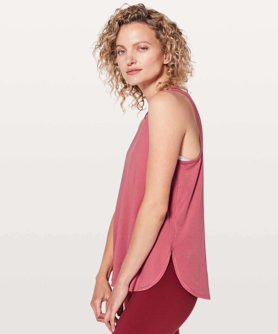 Lululemon Hit The Stride Tank - Cherry Dust