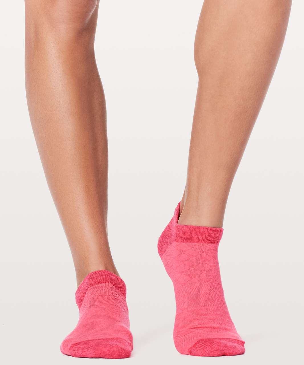 Lululemon On The Fly Sock *Mountain - Glossy / Fuchsia Pink