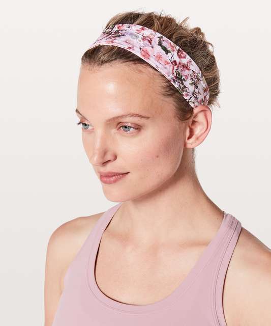 Lululemon Fly Away Tamer Headband II (Wee are from Space Nimbus