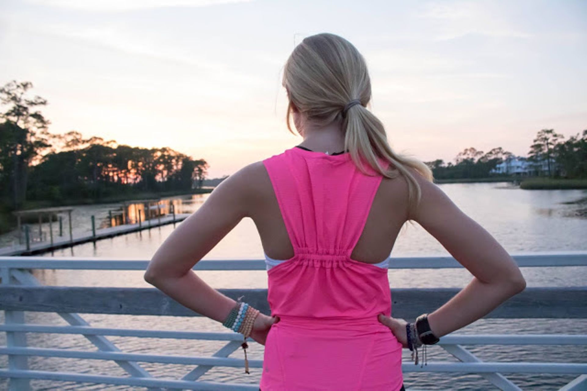 Lululemon In A Cinch Tank - Heathered Neon Pink