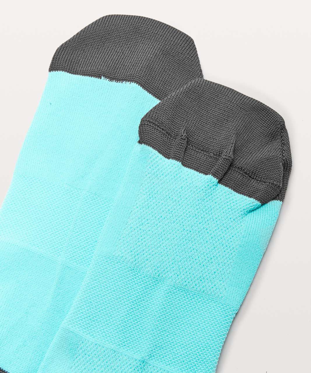 Lululemon 7Mesh Word Sock *6" - Glacier