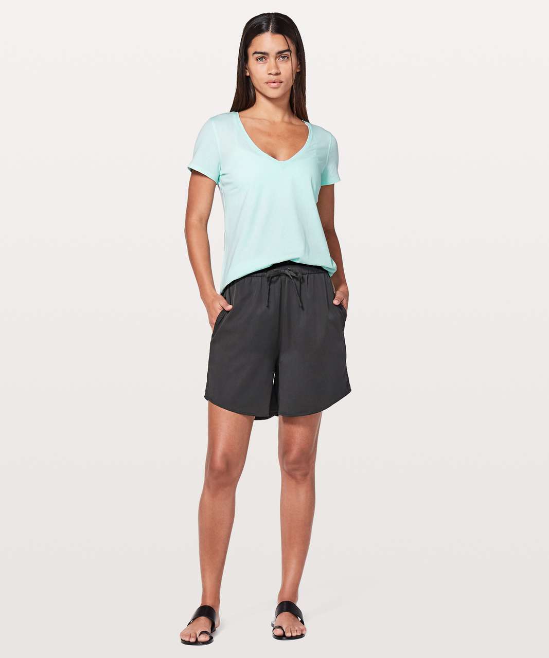 Lululemon Love Tee V - Frosty