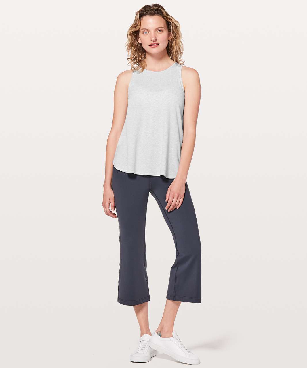 Lululemon Hit The Stride Tank - Heathered Core Ultra Light Grey