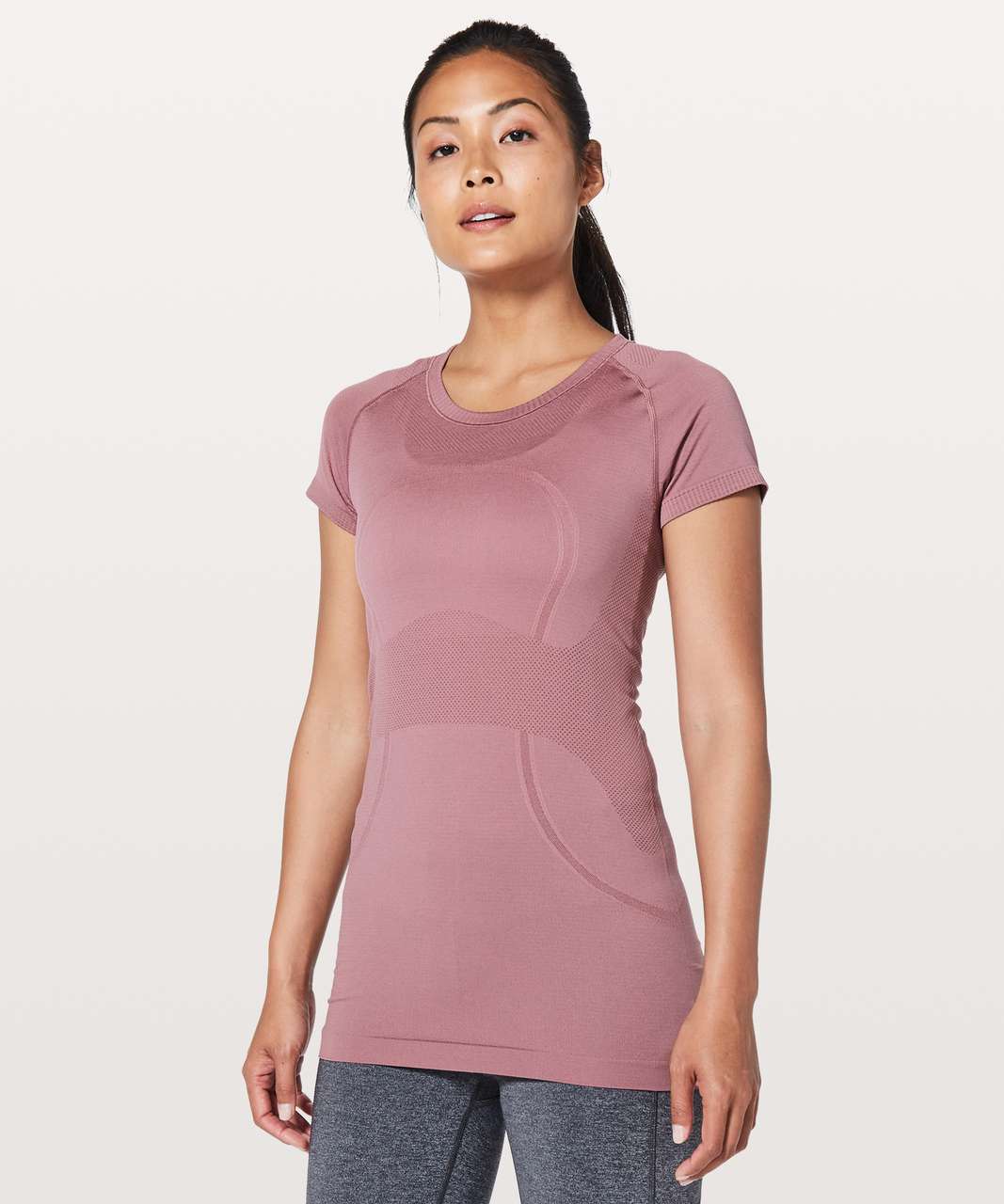 Lululemon Swiftly Tech Short Sleeve Crew - Figue / Figue