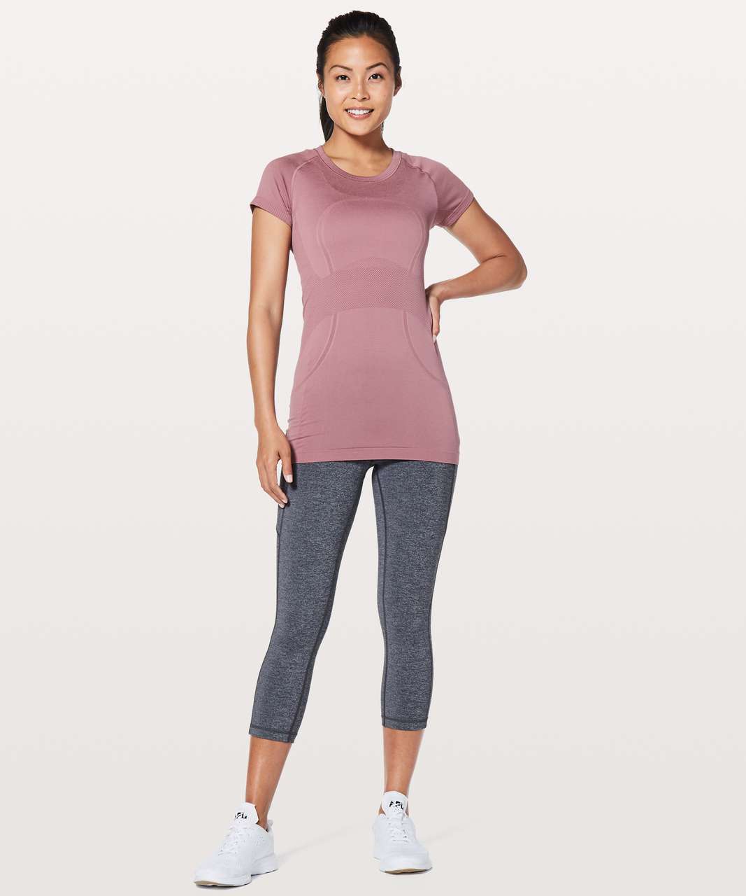 Lululemon Swiftly Tech Short Sleeve Crew - Figue / Figue