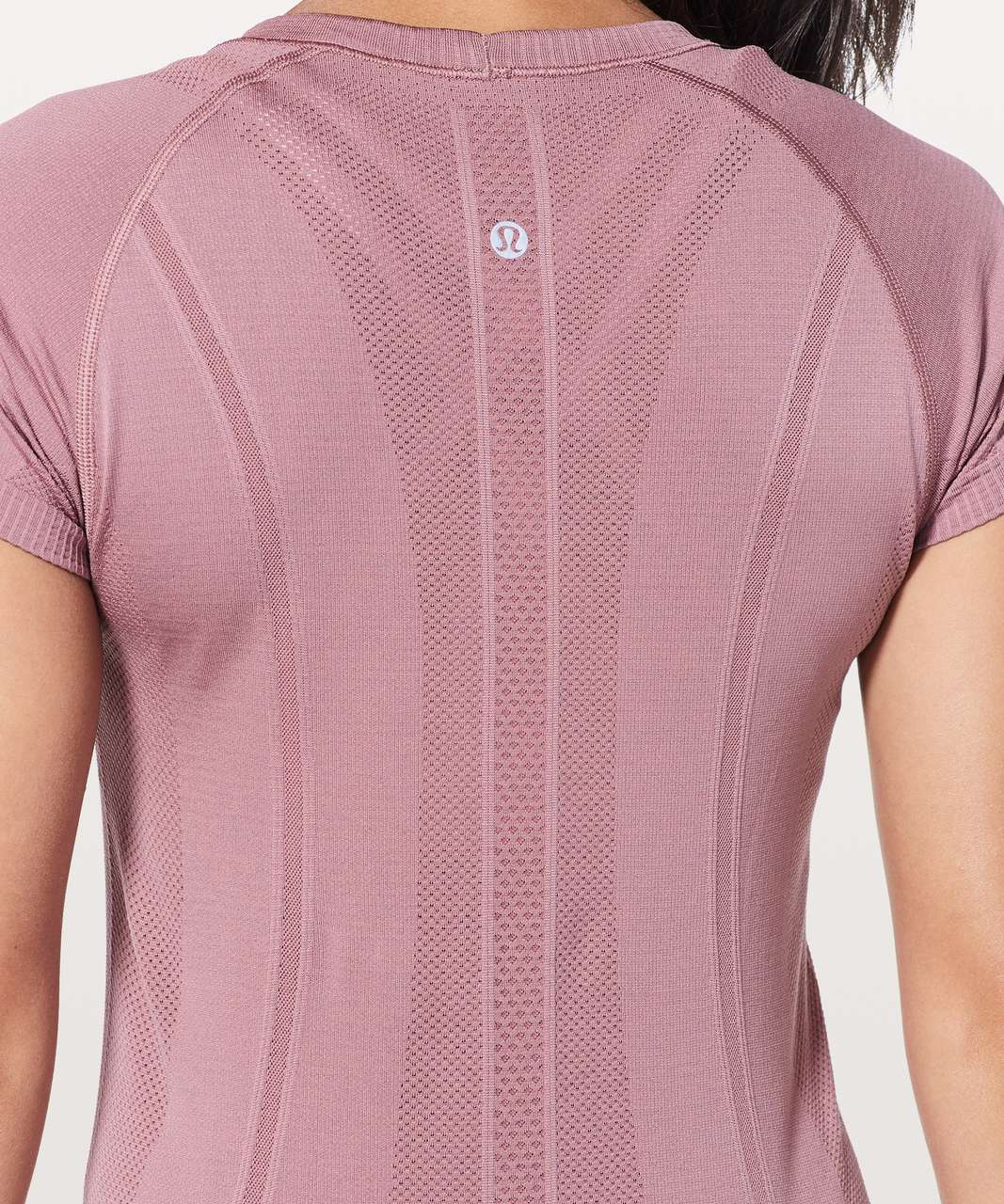 Lululemon Swiftly Tech Short Sleeve Crew - Figue / Figue