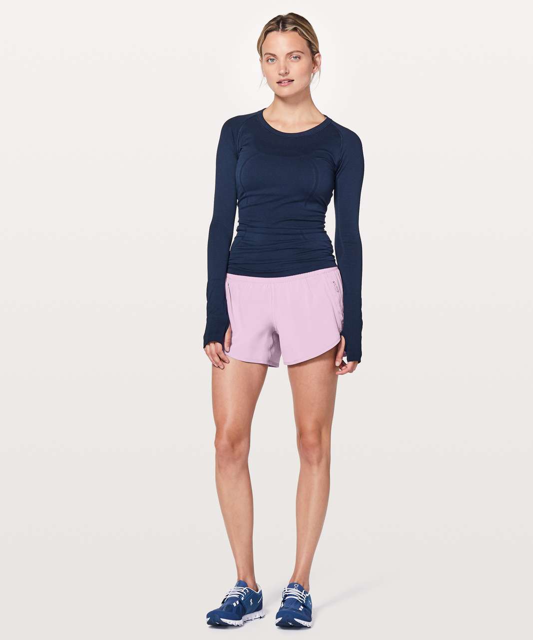 Lululemon Tracker Short V *4" - Violetta