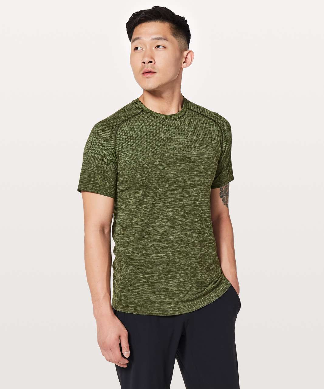 Discount Lululemon Short Sleeve Tops Promotions - Dark Olive Mens