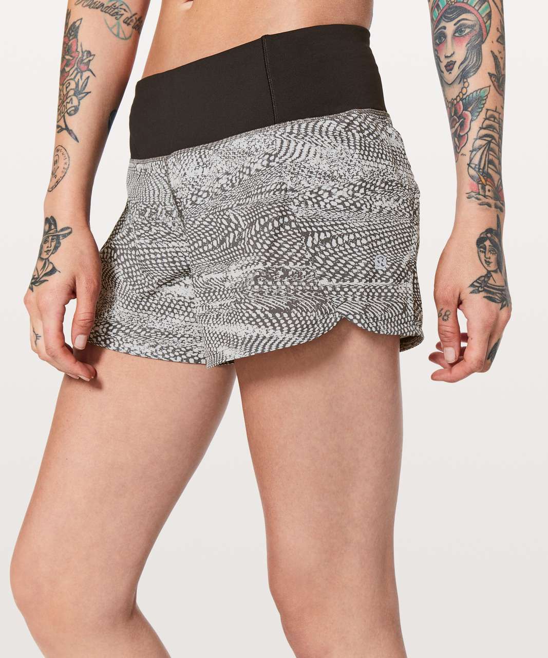 Lululemon Run Times Short II *4" - Swerve Vapor Metal Grey / Black