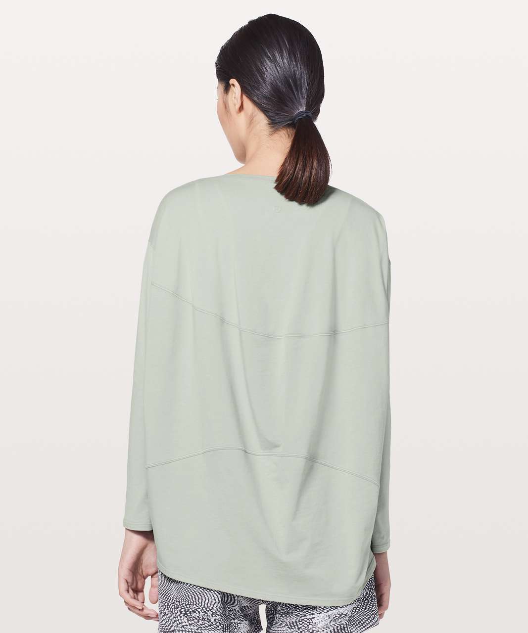 Lululemon Back In Action Long Sleeve - Jade Grey