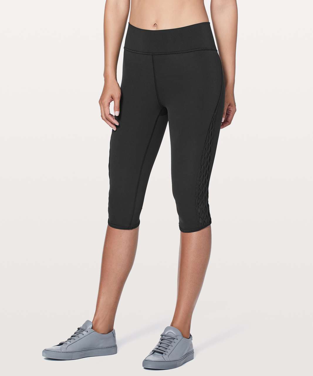 Lululemon Reveal Crop (15) - Black - lulu fanatics