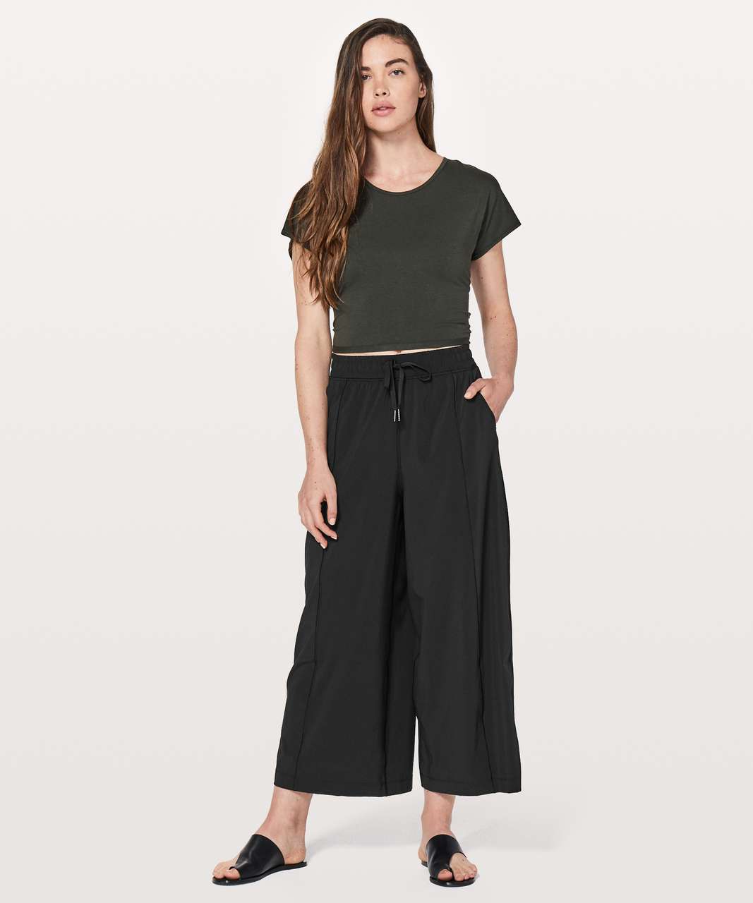 https://storage.googleapis.com/lulu-fanatics/product/40061/1280/lululemon-get-going-pant-24-black-0001-236638.jpg