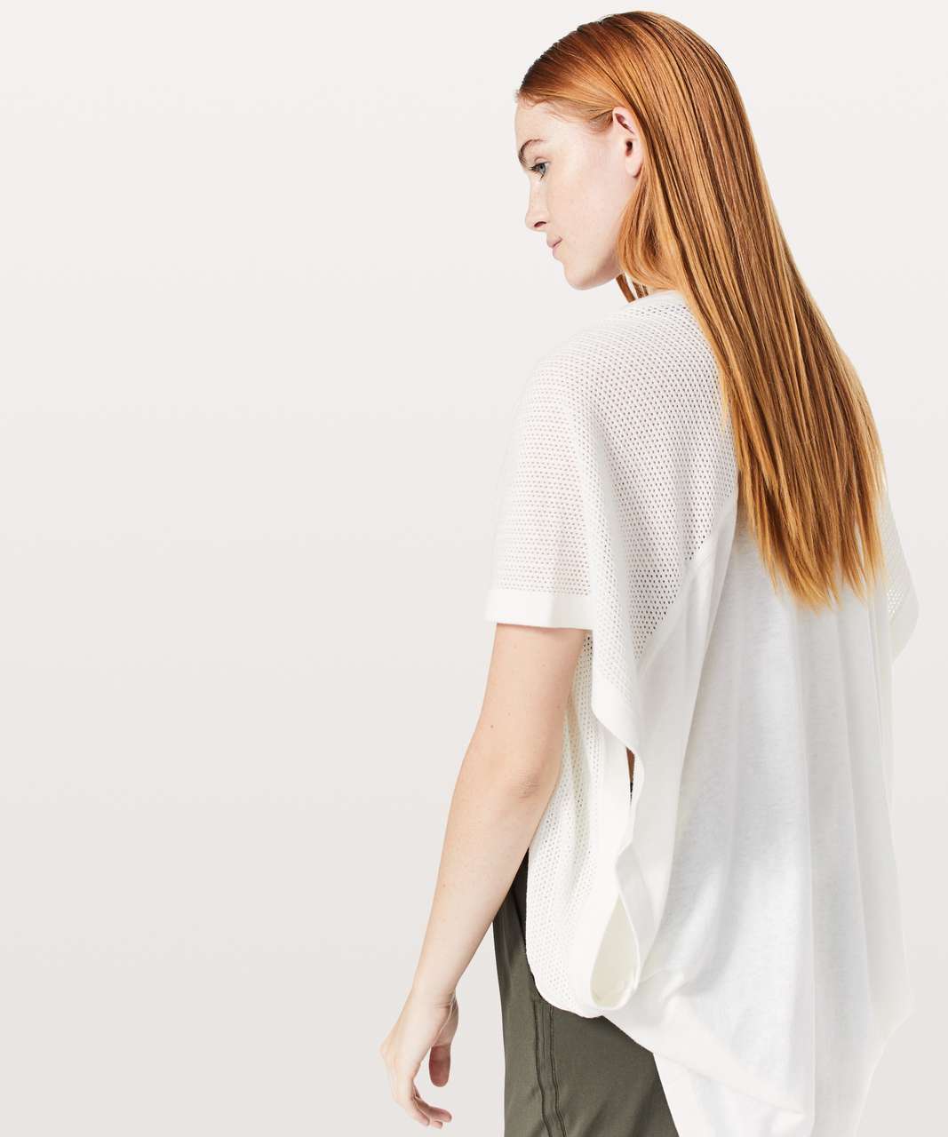 Lululemon Long Weekend Wrap - White