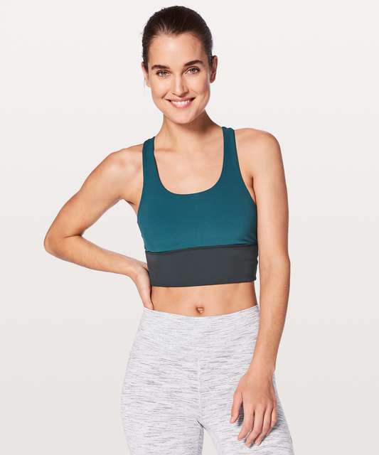 sell] [US] Lululemon SeaWheeze Invigorate Bra Size 4 - NWT EUFI