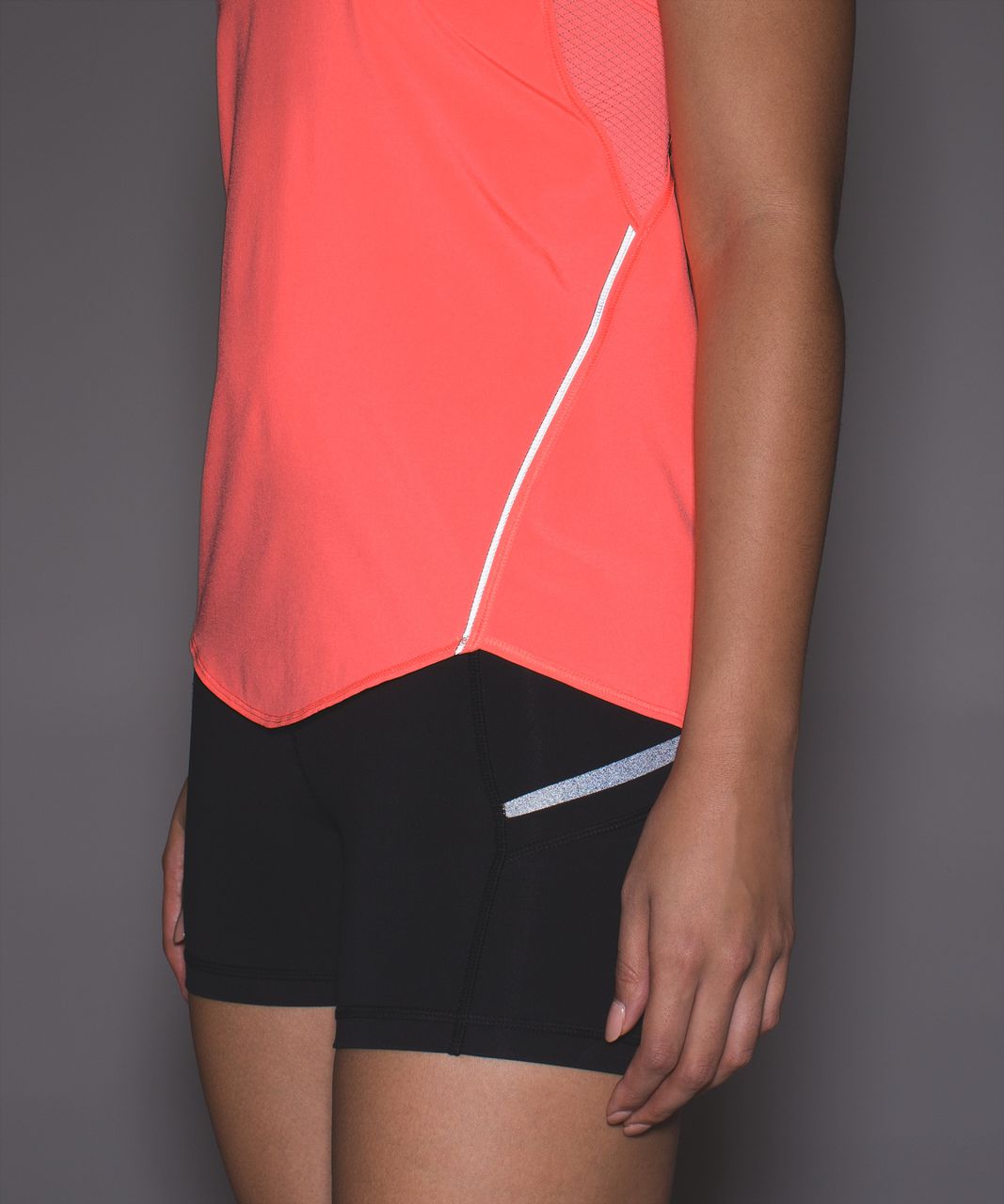 Lululemon Real Quick Singlet - Very Light Flare