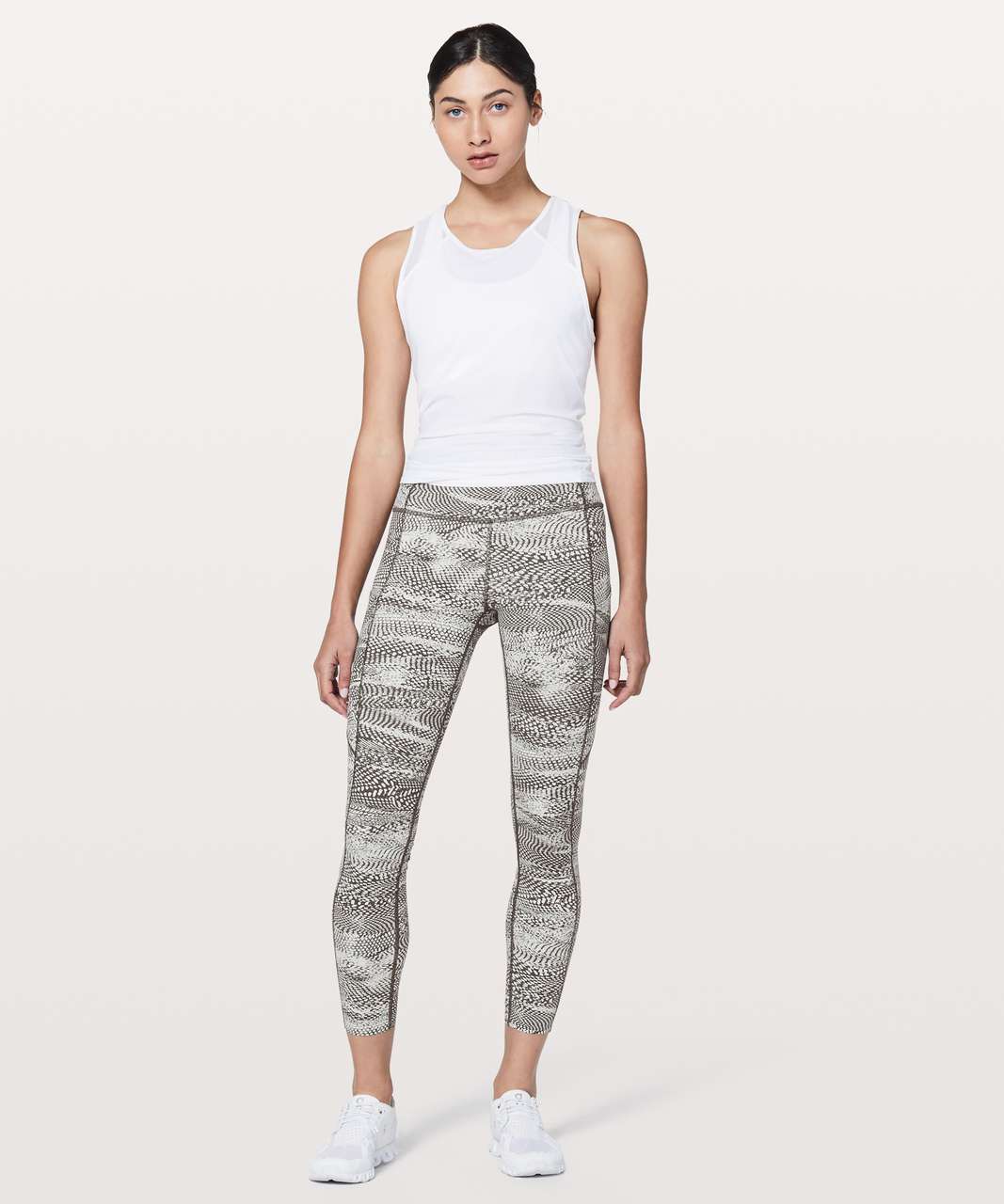 https://storage.googleapis.com/lulu-fanatics/product/40102/1280/lululemon-fast-free-7-8-tight-ii-nulux-25-swerve-vapor-metal-grey-033174-236832.jpg