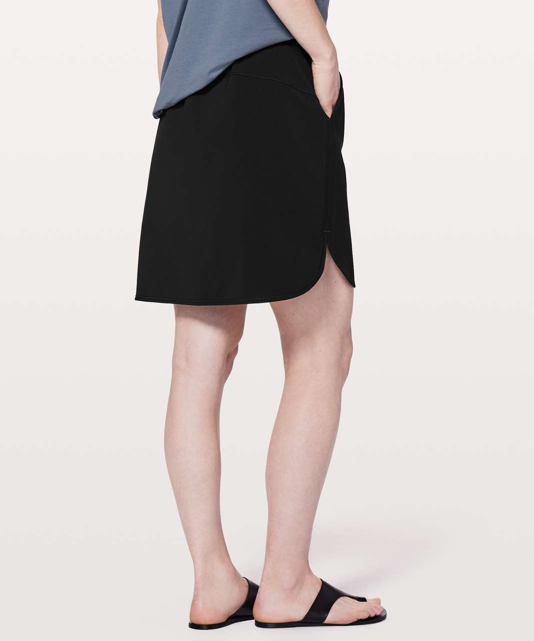 Lululemon On The Fly Skirt  *21" - Black