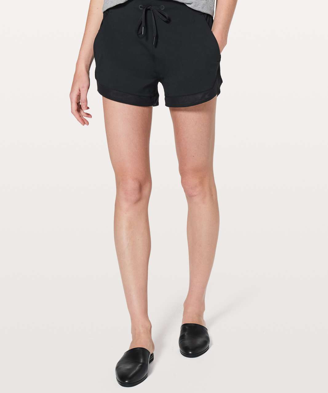 Lululemon Sunsetting Short *3" - Black