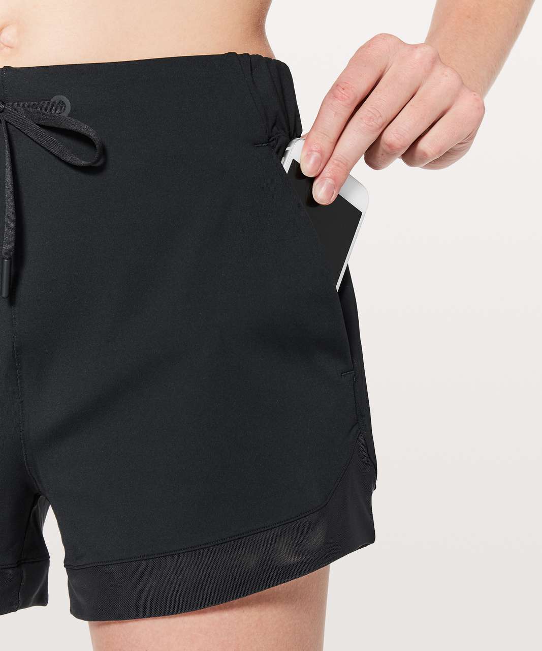 Lululemon Sunsetting Short *3" - Black