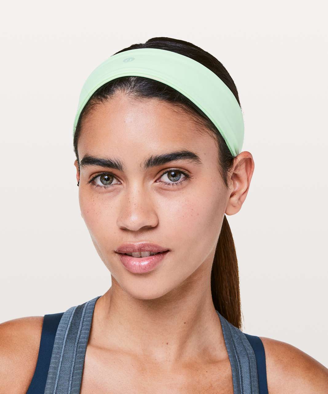 Lululemon Fly Away Tamer Headband II *Luxtreme - Citra Lime