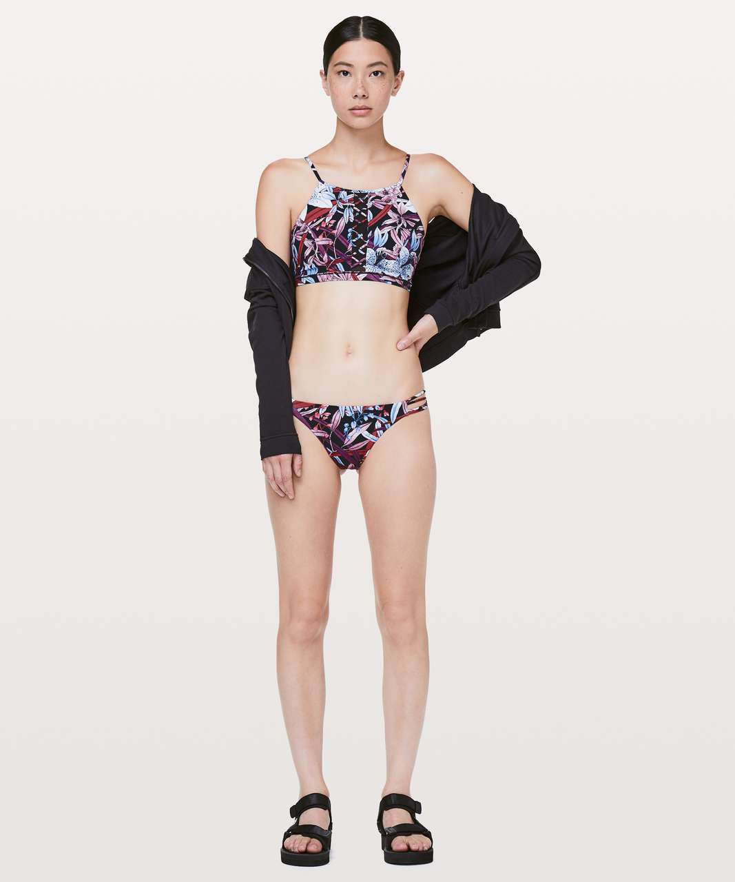 Lululemon Shoreline Top - Lush Lillies Multi / Black