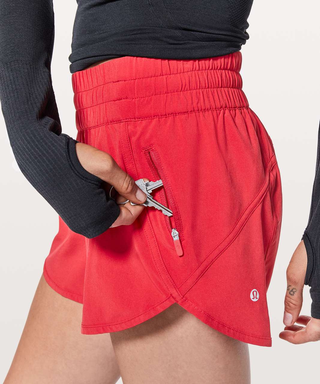 Lululemon Tracker Short V *4" - Flamenco Red (First Release)