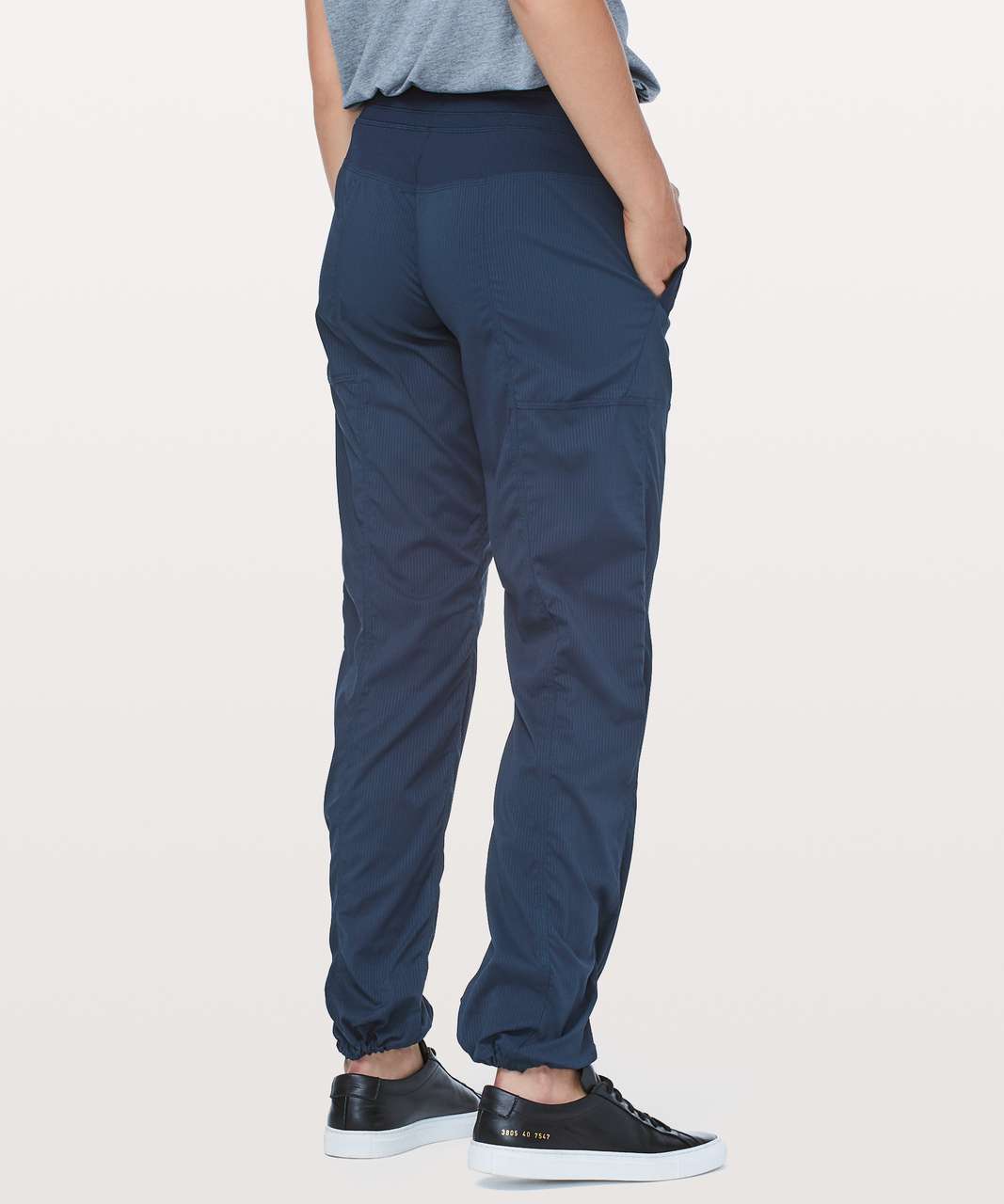 Dance studio pant (unlined) in rhino gray with love tee in true navy :  r/lululemon