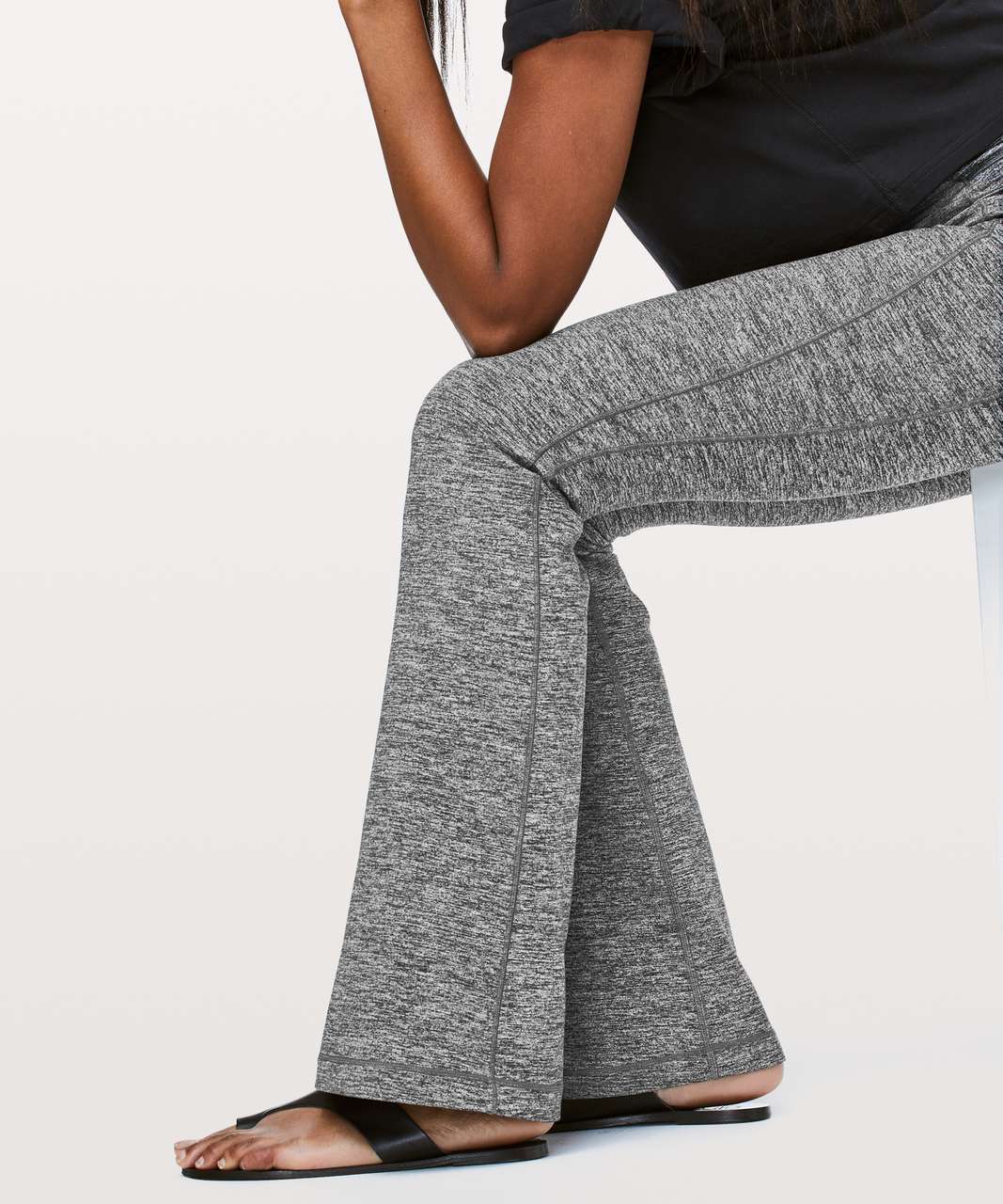 Lululemon Groove Pant Flare 32 - Heathered Black - lulu fanatics