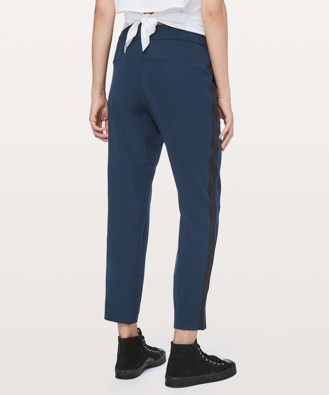 Lululemon On The Fly Pant Woven *Track Stripe - True Navy / Black - lulu  fanatics