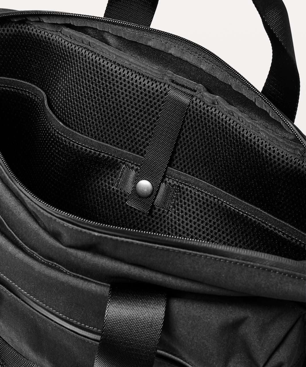 Lululemon Command The Day Commute Bag *19L - Black - lulu fanatics