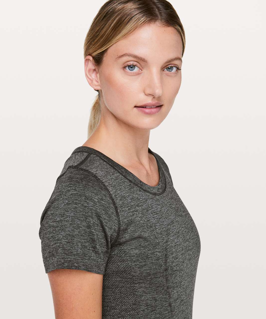 Lululemon Swiftly Tech Short Sleeve (Breeze) *Relaxed Fit - Black / Anchor