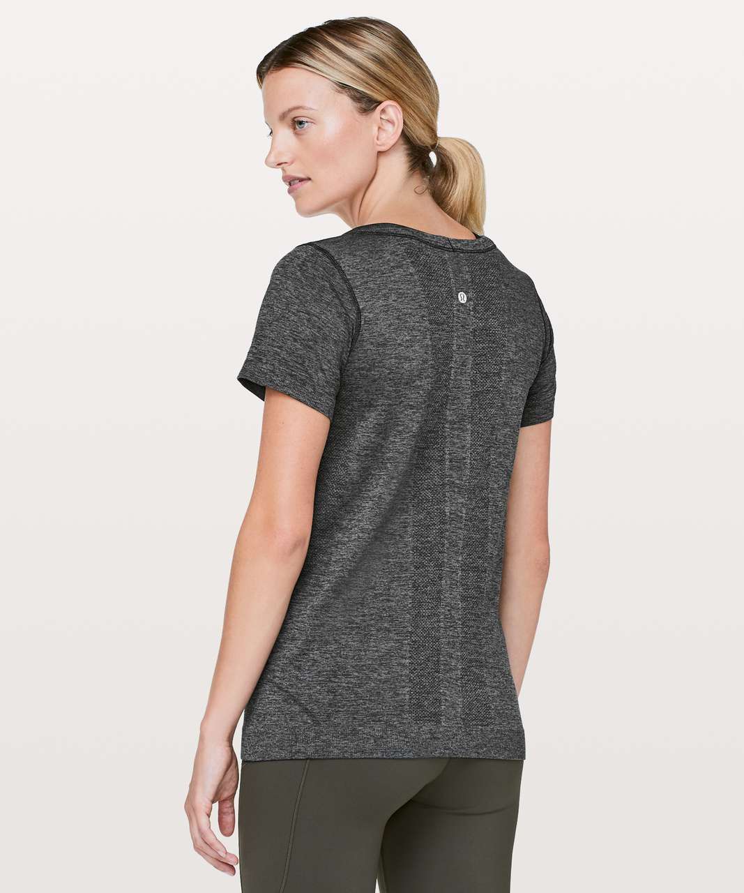 Lululemon Swiftly Tech Short Sleeve (Breeze) *Relaxed Fit - Black / Anchor