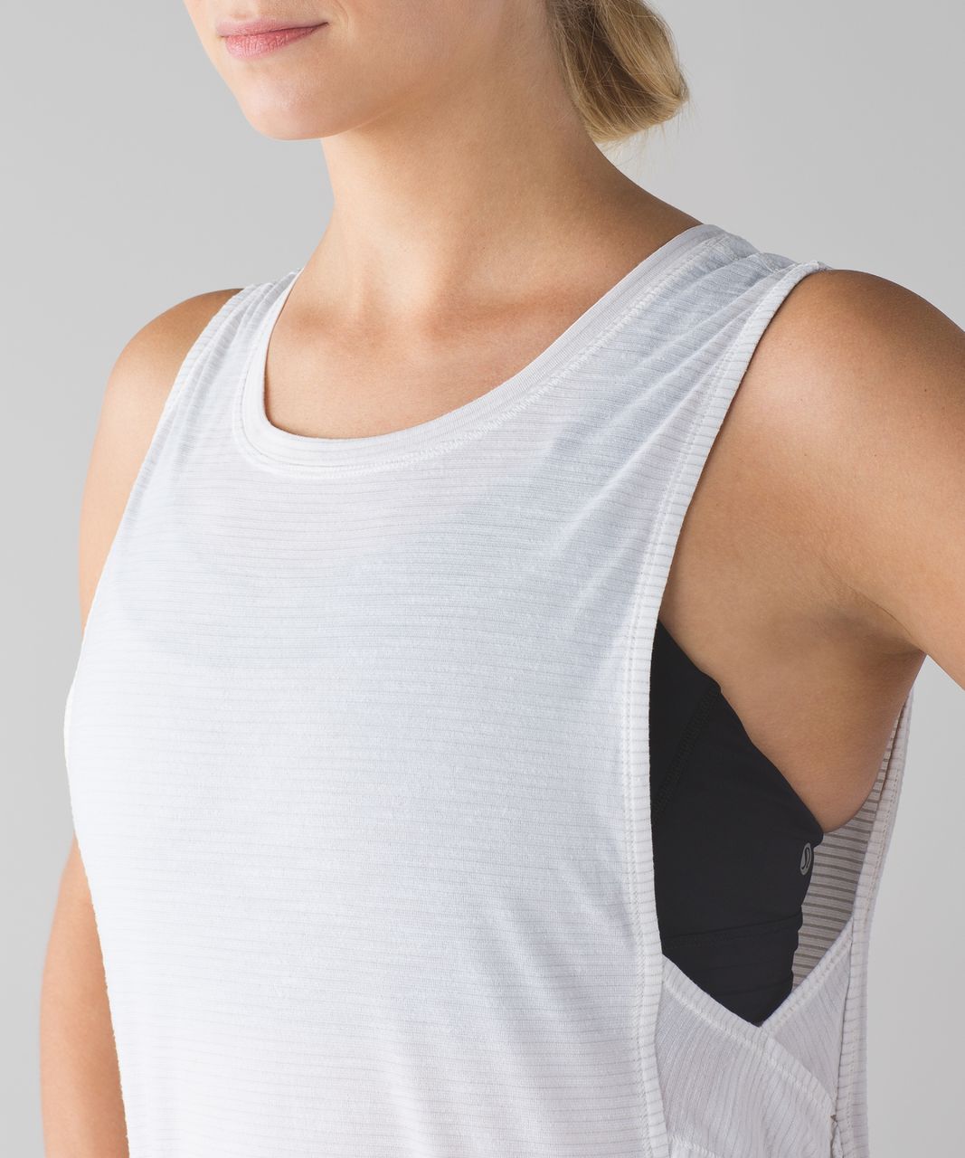 Lululemon Var-City Muscle Tank - Heathered White