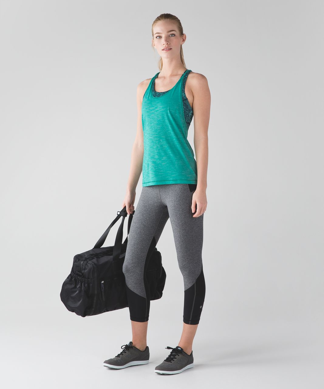 Lululemon Run With The Sun Bra - Bali Breeze / Pretty Lace Bali