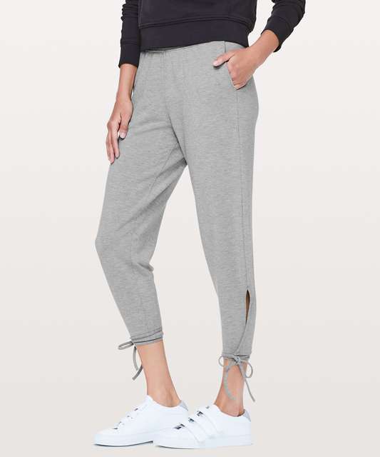 Lululemon Spirited Sissone Pant *25