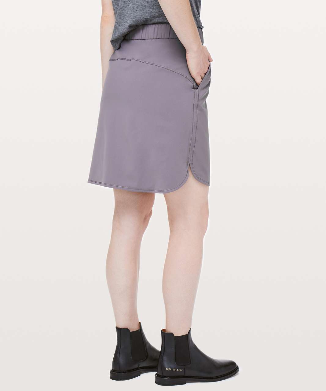 Lululemon On The Fly Skirt  *21" - Magnum