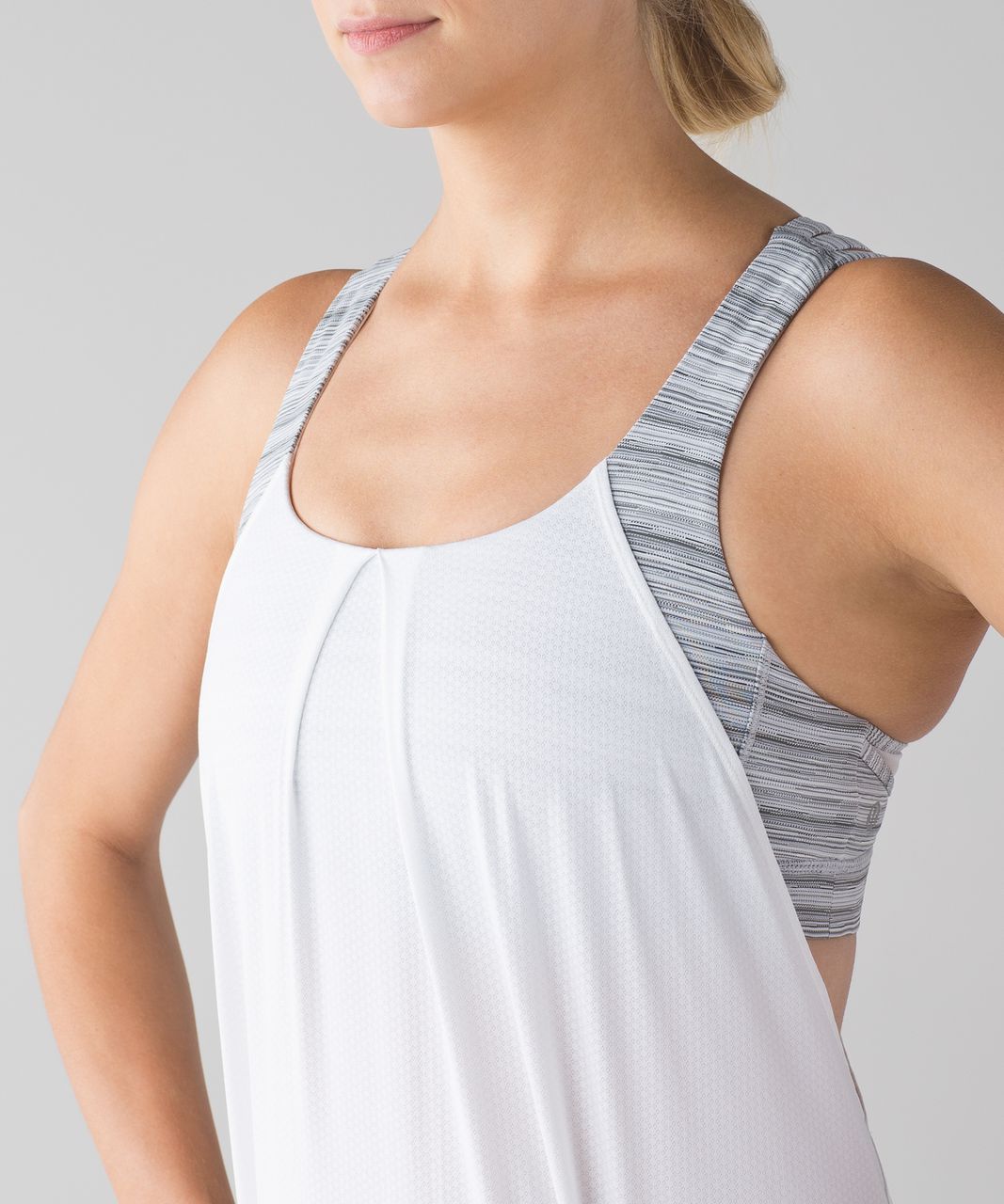 lululemon nouveau limits tank