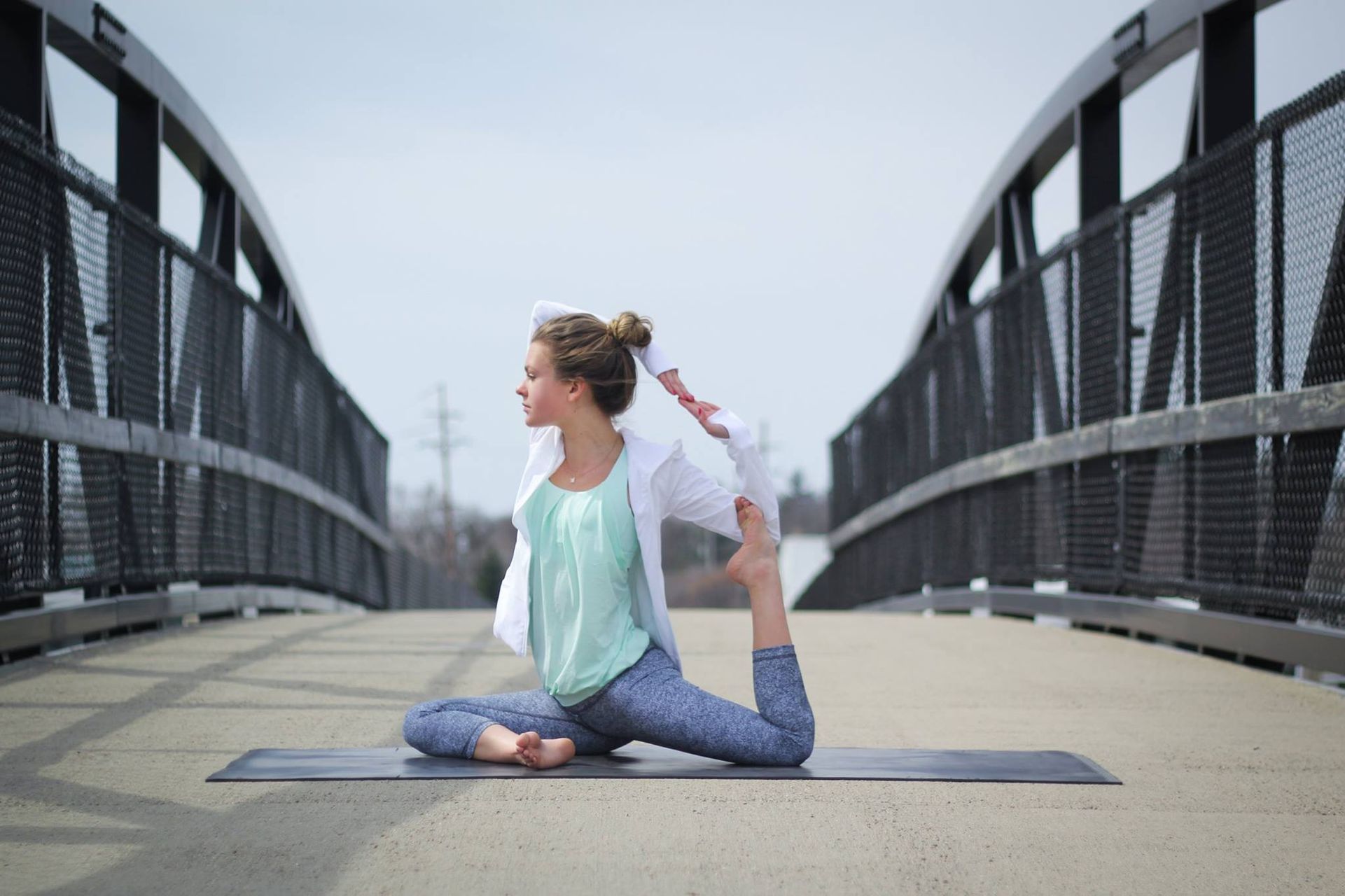 Lululemon Nouveau Limits Tank - Sea Mist