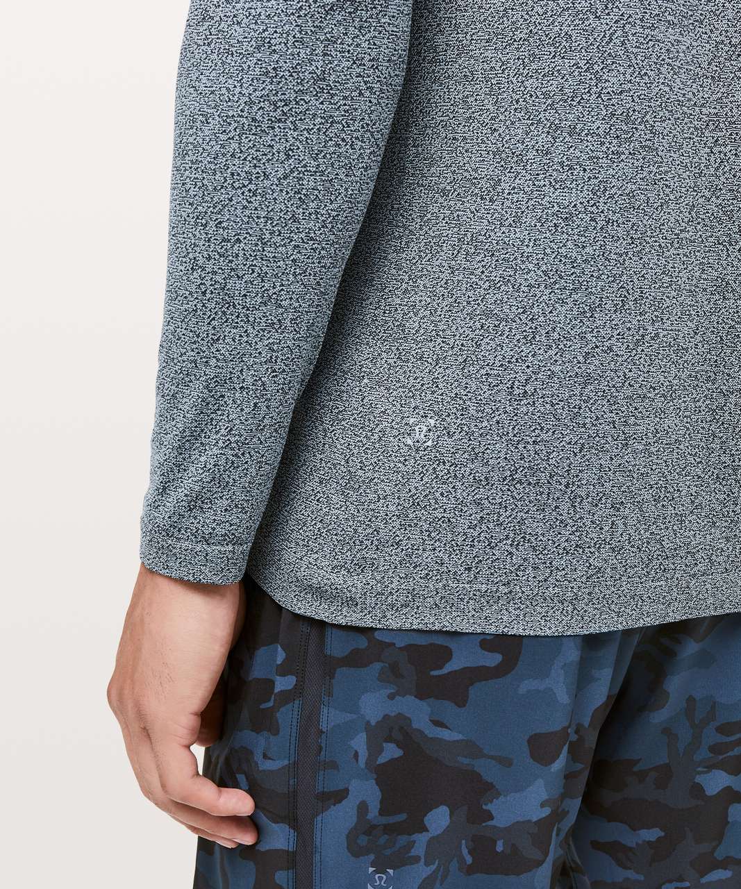 Lululemon Metal Vent Tech Long Sleeve - Black / Cloud Blue