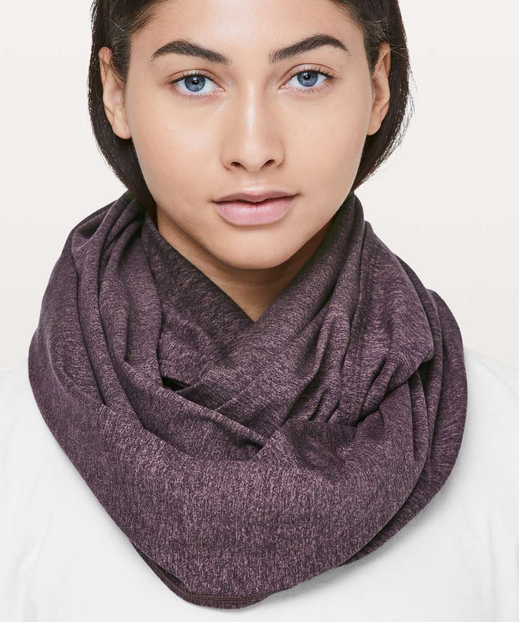 Lululemon Vinyasa Scarf *Rulu - Heathered Arctic Plum / Black