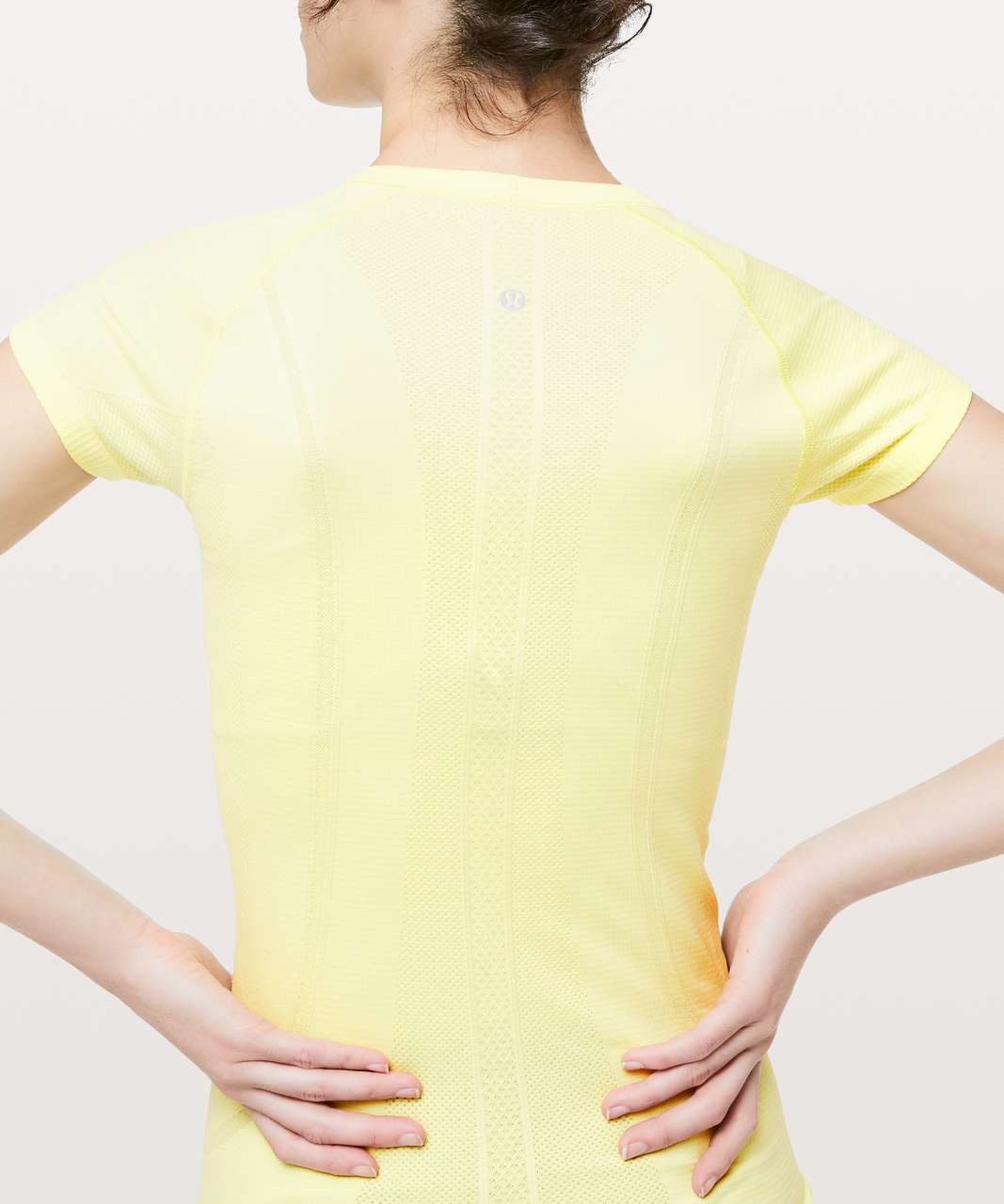 Lululemon Swiftly Tech Short Sleeve Crew - Lemon Ice / Lemon Ice