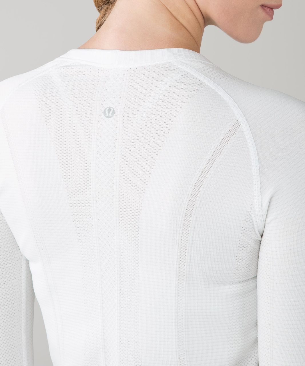 Lululemon Swiftly Tech Long Sleeve Crew - Heathered White